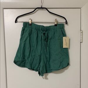 Universal Thread Green Women's Shorts